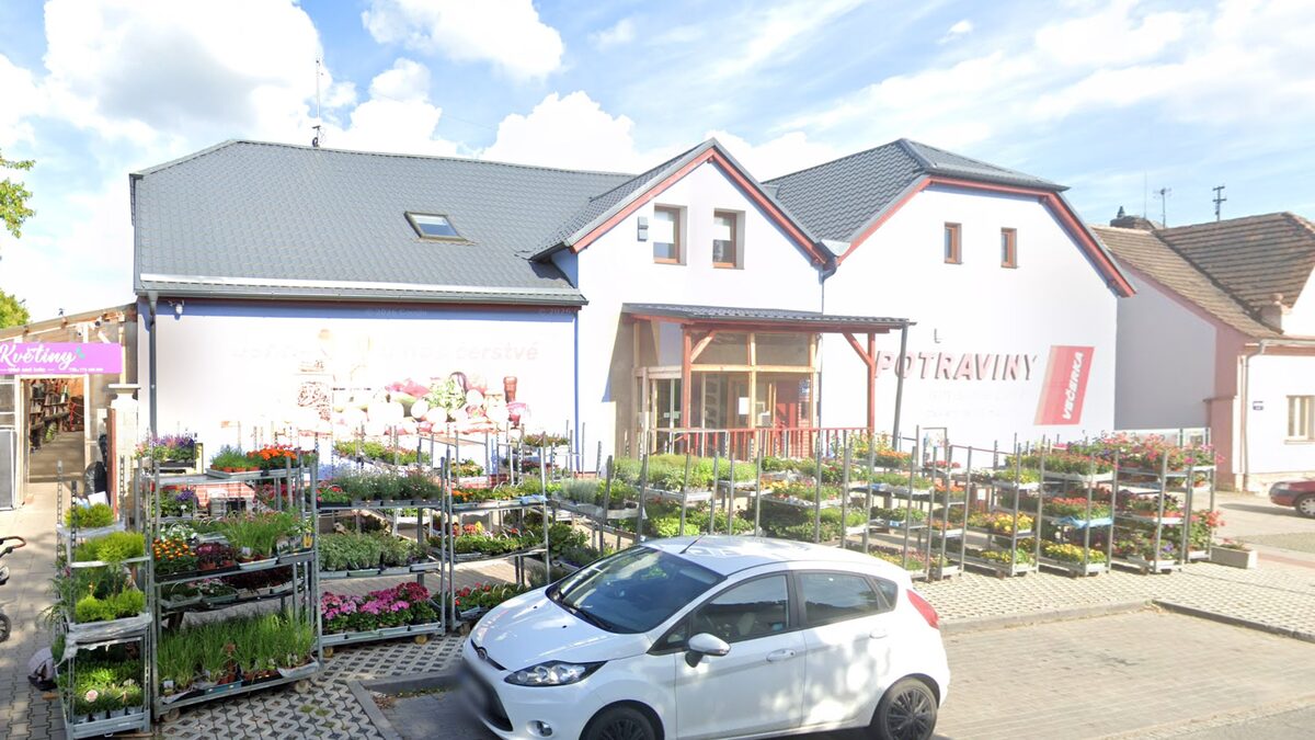 Potraviny Večerka – Město Touškov